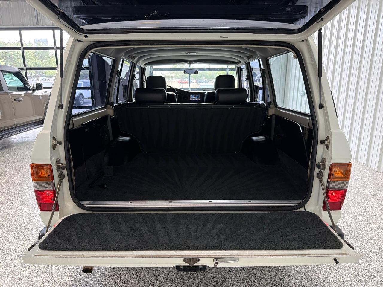 1989 Toyota Land Cruiser ARB Bumper, OME Lift, Roof Top Tent, BMW Seats Houston TX 1989 Toyota Land Cruiser ARB Bumper, OME Lift, Roof Top Tent, BMW Seats Houston TX