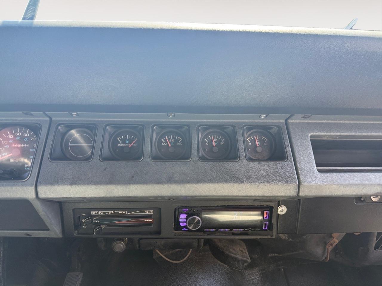 1993 Jeep Wrangler Base, TOW PACKAGE, BRUSH GUARD, SOFT TOP, MANUAL TRANSMISSION, LOW MILES, THIS JEEP IS READY FOR IT'S NECT ADVENTURE! Norfolk VA 1993 Jeep Wrangler Base, TOW PACKAGE, BRUSH GUARD, SOFT TOP, MANUAL TRANSMISSION, LOW MILES, THIS JEEP IS READY FOR IT'S NECT ADVENTURE! Norfolk VA