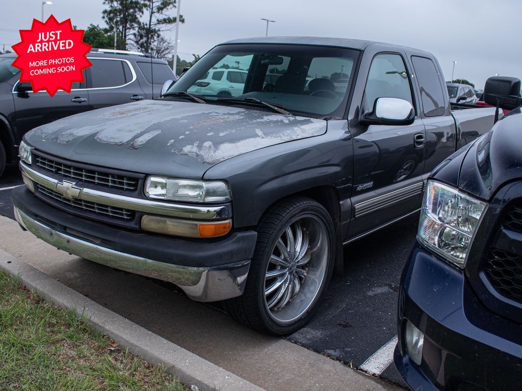 2000 Chevrolet Silverado 1500 LS