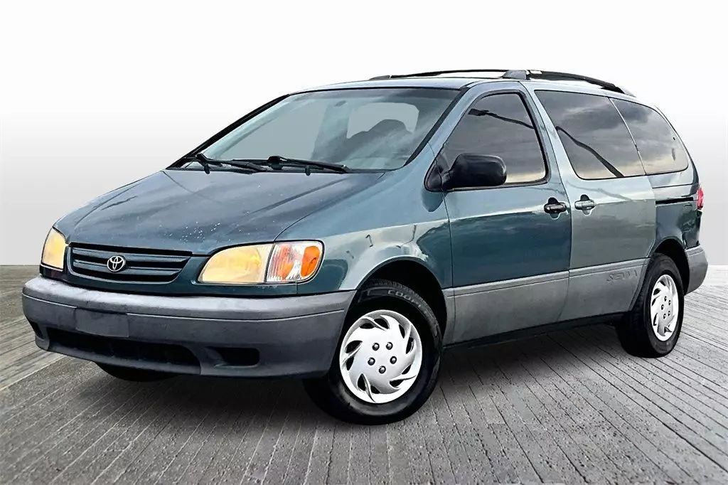 2001 Toyota Sienna