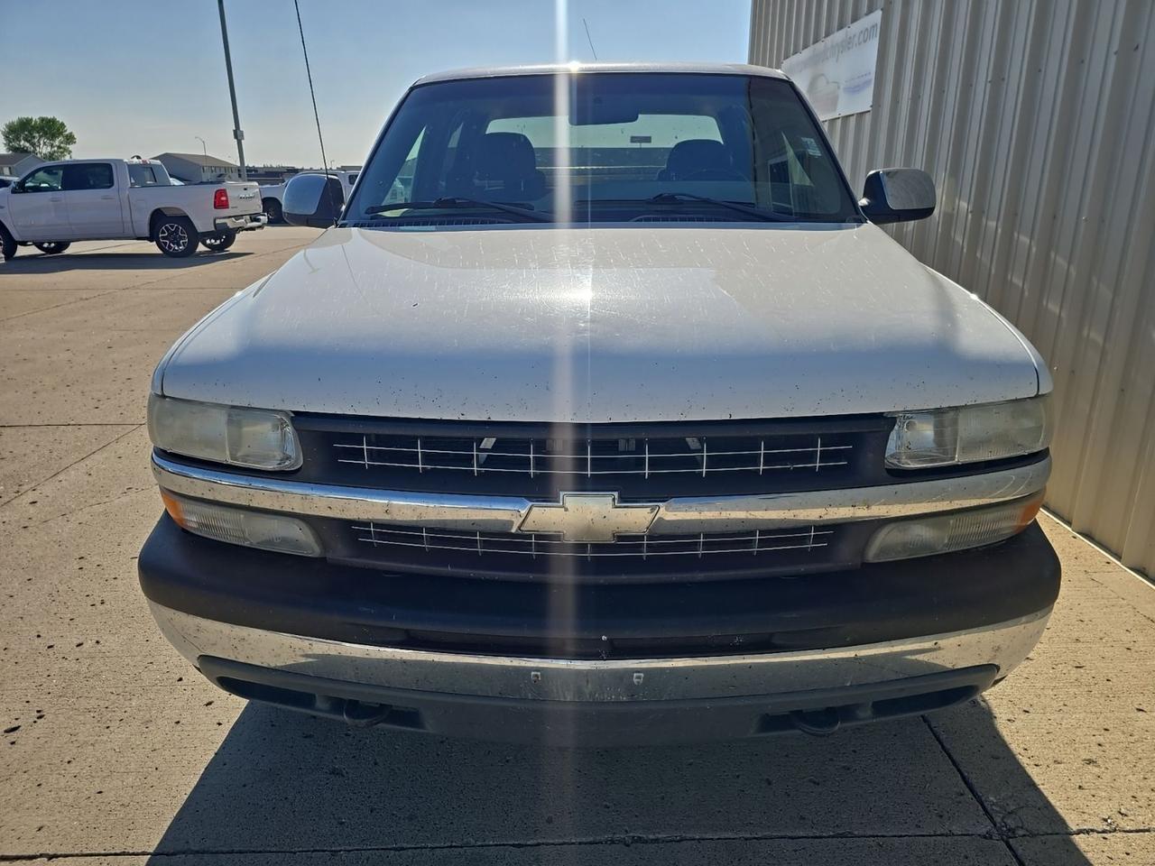2002 Chevrolet Silverado 1500HD LS Watertown SD 2002 Chevrolet Silverado 1500HD LS Watertown SD