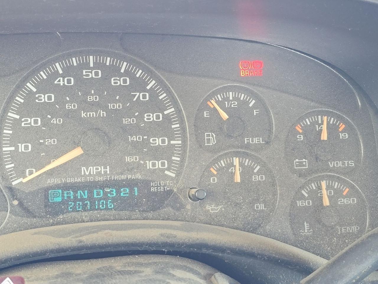 2002 Chevrolet Silverado 1500HD LS Watertown SD 2002 Chevrolet Silverado 1500HD LS Watertown SD