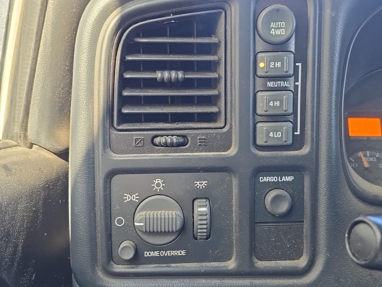 2002 Chevrolet Silverado 1500HD LS Watertown SD 2002 Chevrolet Silverado 1500HD LS Watertown SD