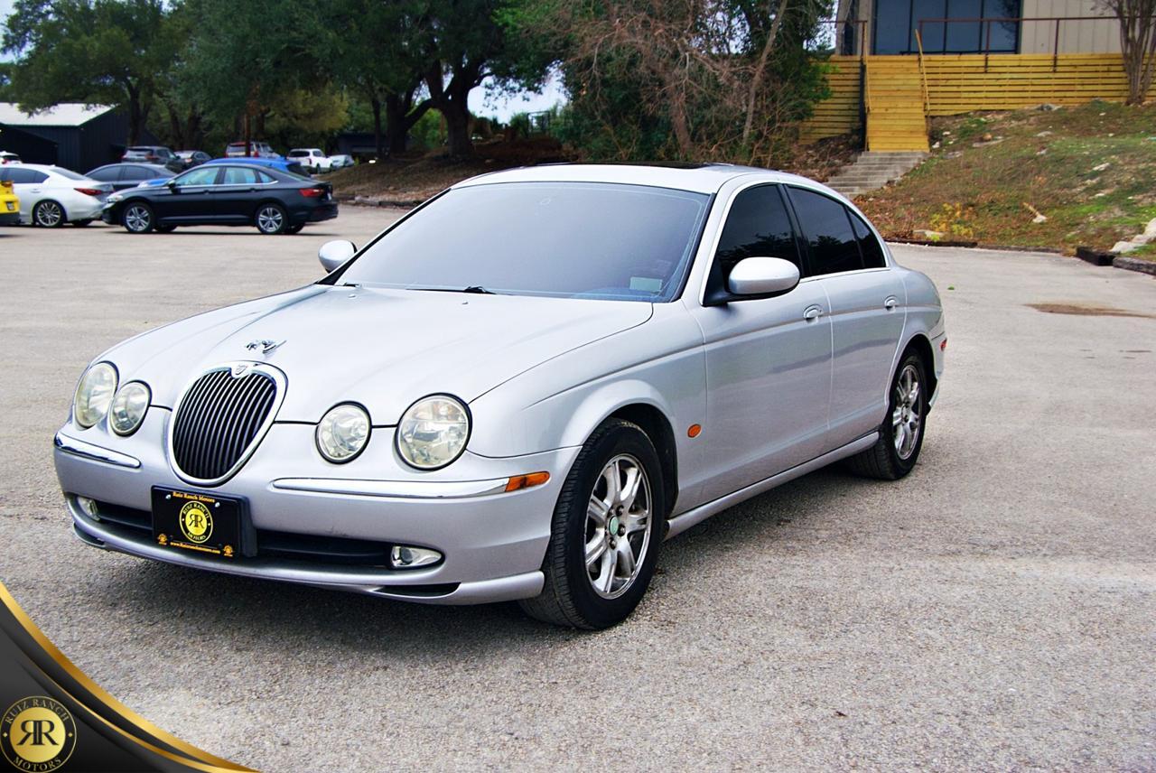 2003 Jaguar S-Type V6's photo