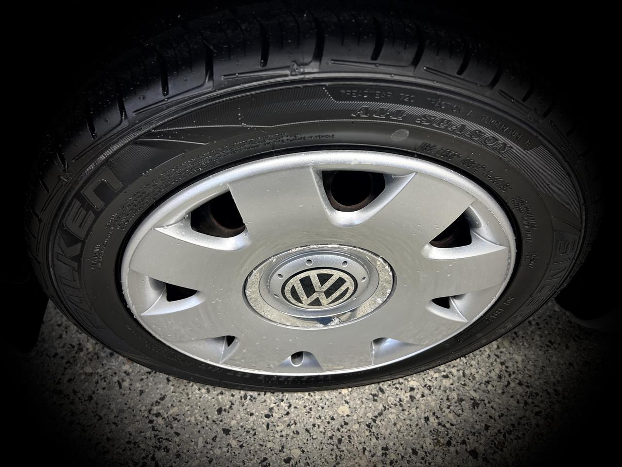 VOLKSWAGENBEETLE8