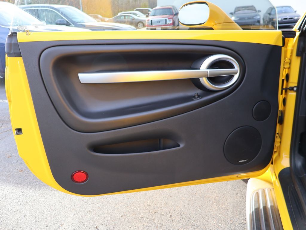 2004 Chevrolet SSR Base