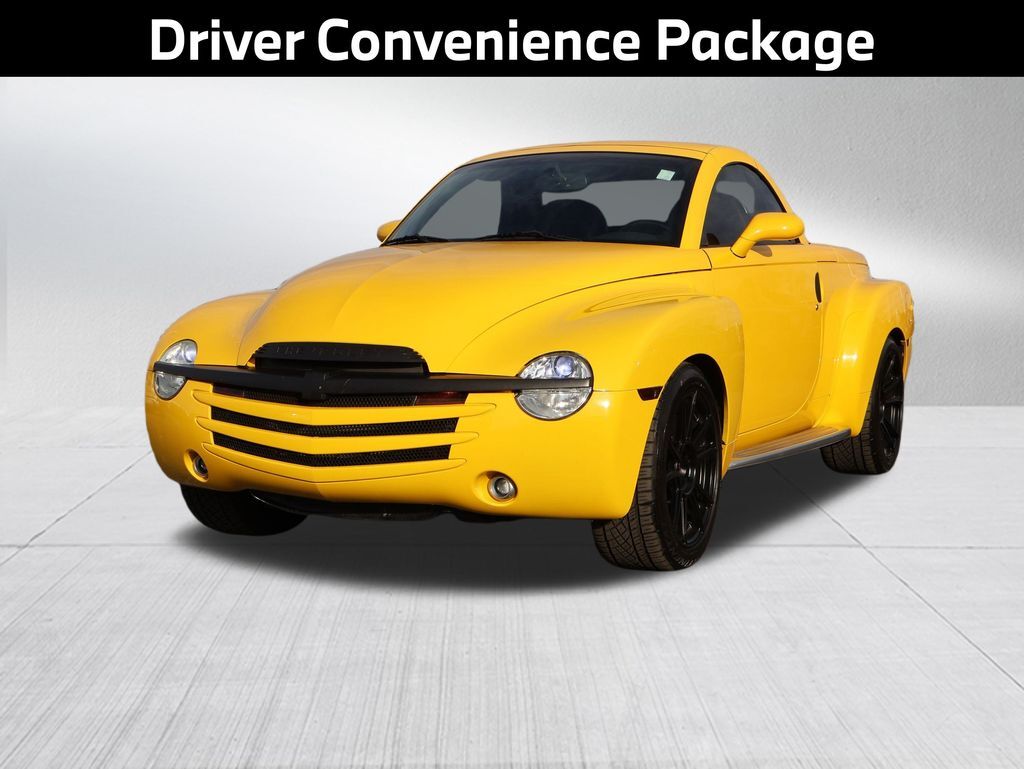 2004 Chevrolet SSR Base
