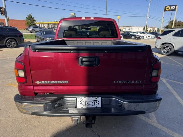 2004 Chevrolet Silverado 1500 LS Springfield IL 2004 Chevrolet Silverado 1500 LS Springfield IL