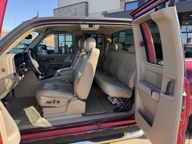 2004 Chevrolet Silverado 1500 LS Springfield IL 2004 Chevrolet Silverado 1500 LS Springfield IL