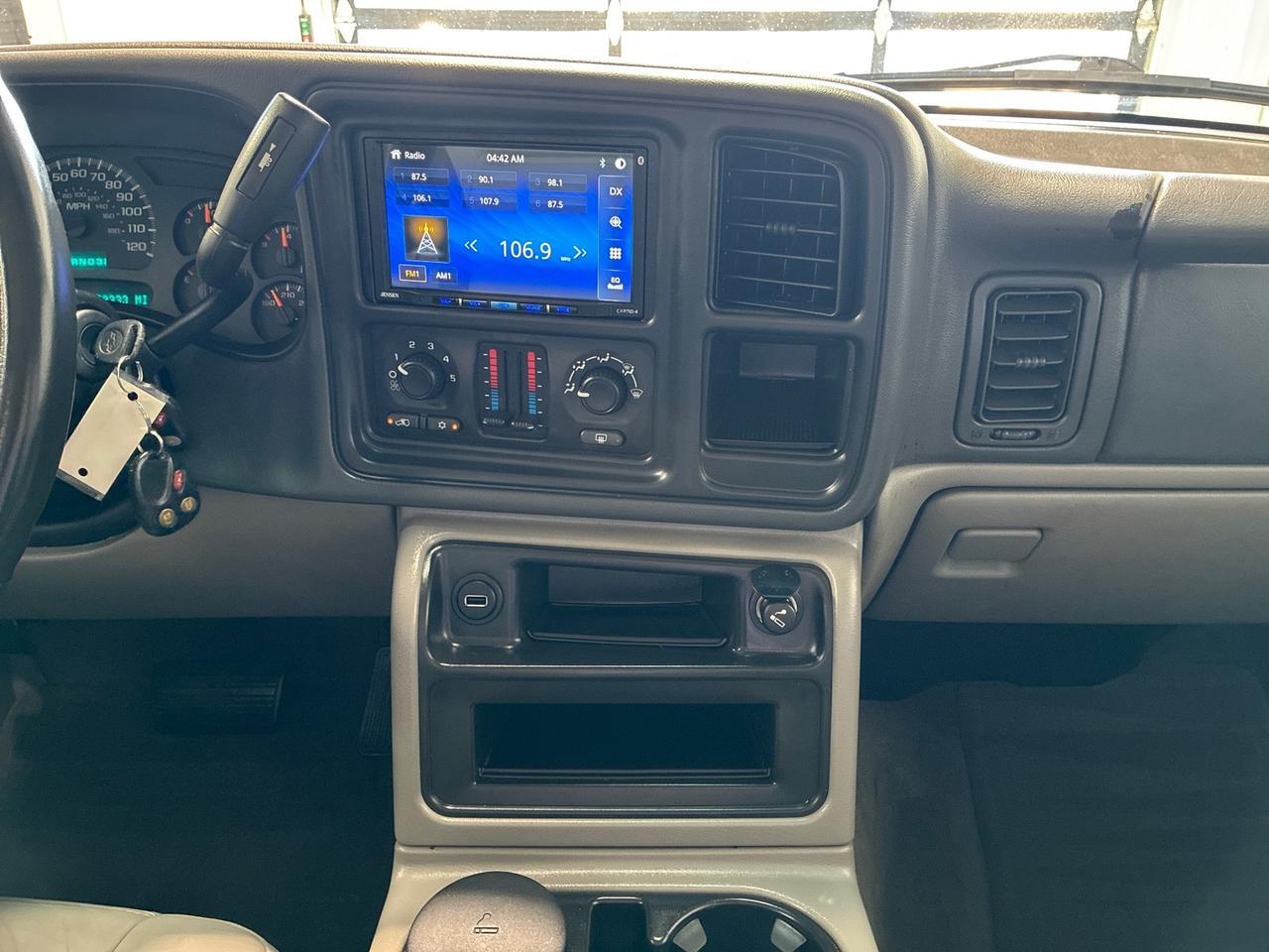 2004 Chevrolet Tahoe Z71, 83k Miles, New Radio w/ Apple Carplay Houston TX 2004 Chevrolet Tahoe Z71, 83k Miles, New Radio w/ Apple Carplay Houston TX