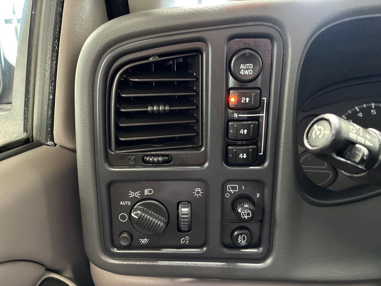 2004 Chevrolet Tahoe Z71, 83k Miles, New Radio w/ Apple Carplay Houston TX 2004 Chevrolet Tahoe Z71, 83k Miles, New Radio w/ Apple Carplay Houston TX