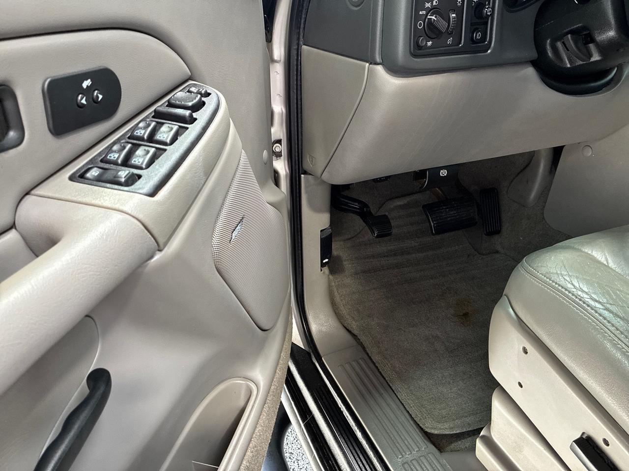 2004 Chevrolet Tahoe Z71, 83k Miles, New Radio w/ Apple Carplay Houston TX 2004 Chevrolet Tahoe Z71, 83k Miles, New Radio w/ Apple Carplay Houston TX