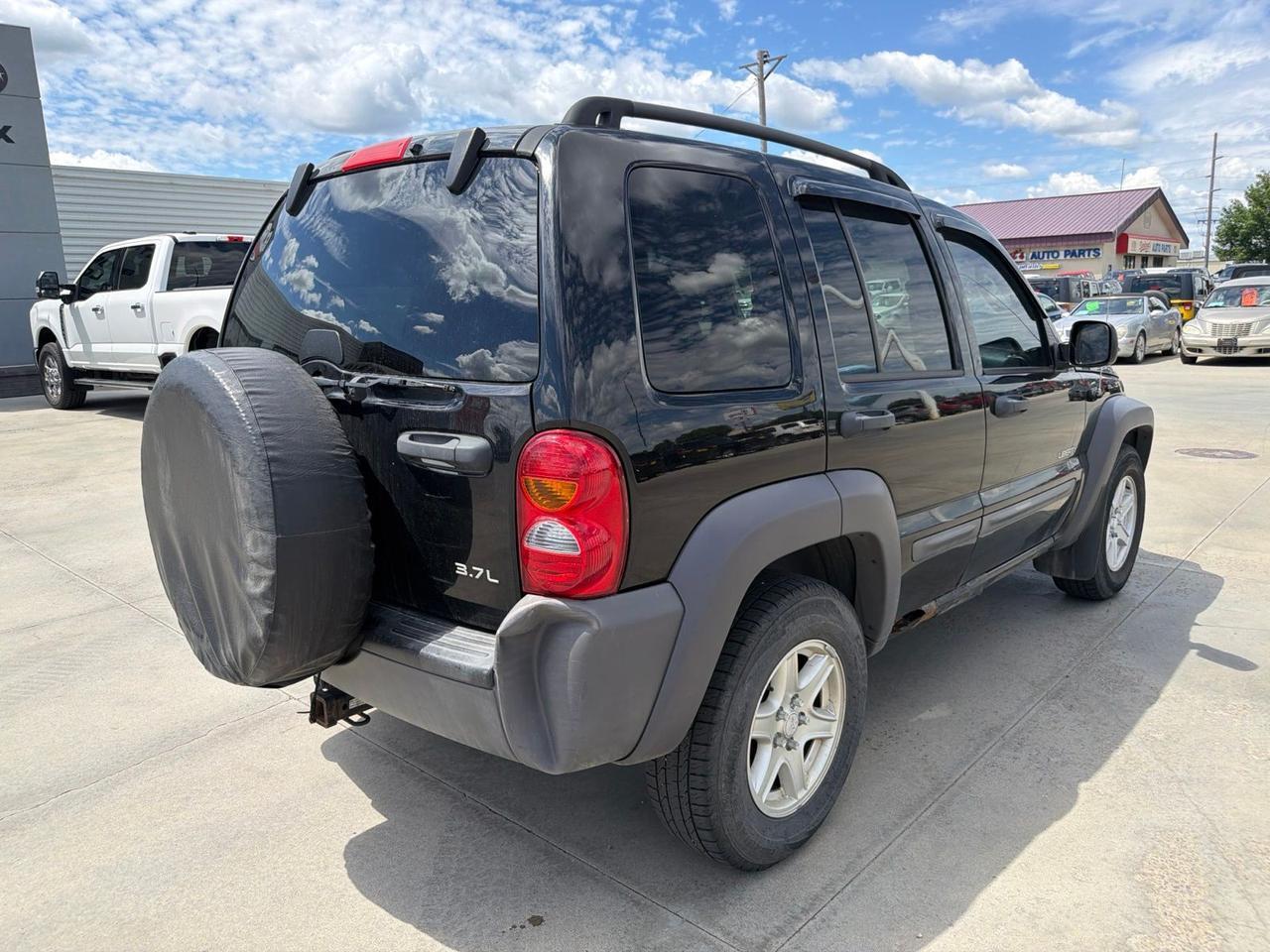 2004 Jeep Liberty Sport Watertown SD 2004 Jeep Liberty Sport Watertown SD