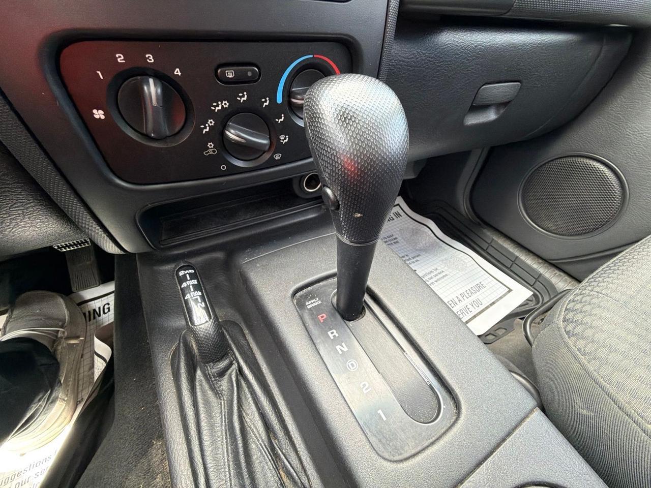 2004 Jeep Liberty Sport Watertown SD 2004 Jeep Liberty Sport Watertown SD