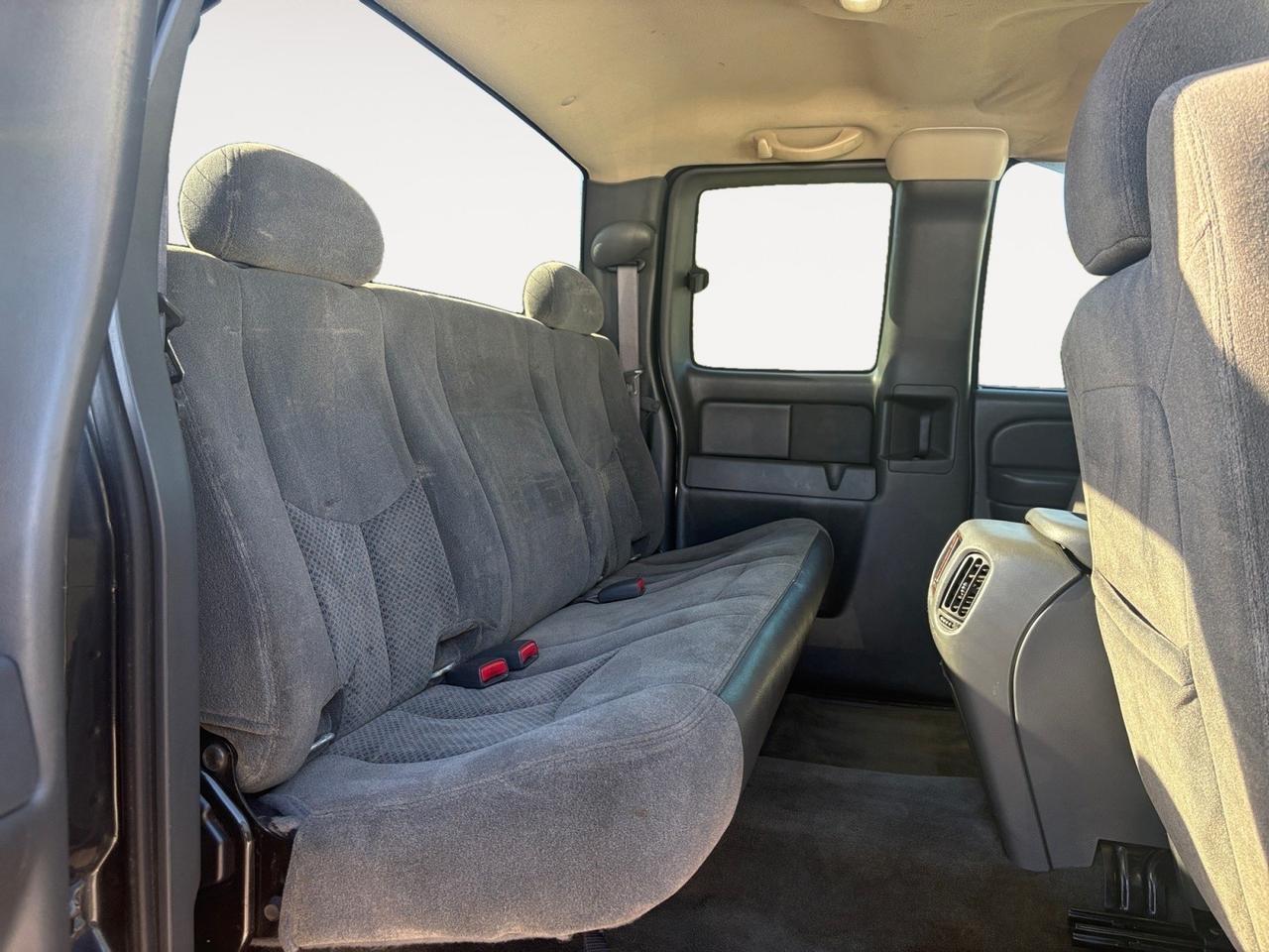 2005 Chevrolet Silverado 2500HD LS, LIFTED, RUNNING BOARDS, TOW PACKAGE, BLUETOOTH, KEYLESS START, LOW MILES, THIS TRUCK IS STILL ON THE GO! Virginia Beach VA 2005 Chevrolet Silverado 2500HD LS, LIFTED, RUNNING BOARDS, TOW PACKAGE, BLUETOOTH, KEYLESS START, LOW MILES, THIS TRUCK IS STILL ON THE GO! Virginia Beach VA