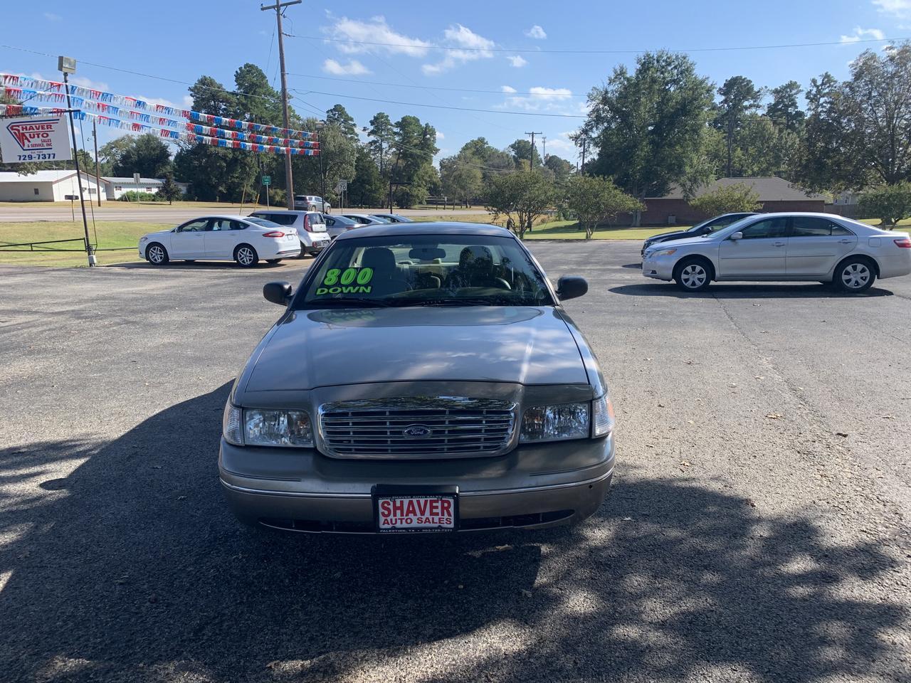2005 Ford Crown Victoria LX | LX Sport 2005 Ford Crown Victoria LX | LX Sport