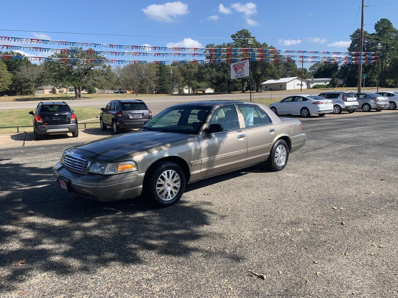 2005 Ford Crown Victoria LX | LX Sport 2005 Ford Crown Victoria LX | LX Sport