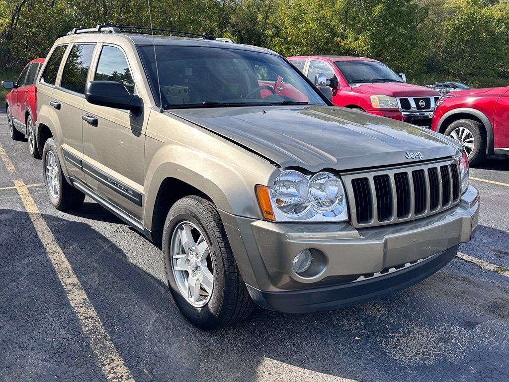 2005 Jeep Grand Cherokee Laredo