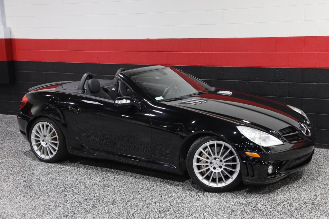 2005 Mercedes-Benz SLK 55 AMG 2dr Roadster 2005 Mercedes-Benz SLK 55 AMG 2dr Roadster