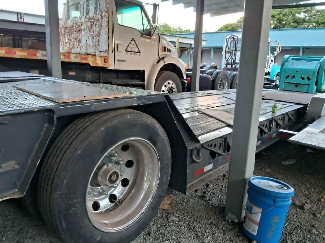2006 CHDG XL110 55-ton Trailer Pago Pago 2006 CHDG XL110 55-ton Trailer Pago Pago