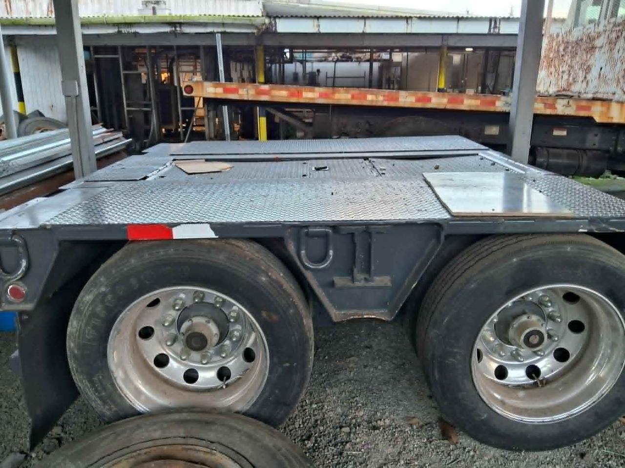 2006 CHDG XL110 55-ton Trailer Pago Pago 2006 CHDG XL110 55-ton Trailer Pago Pago