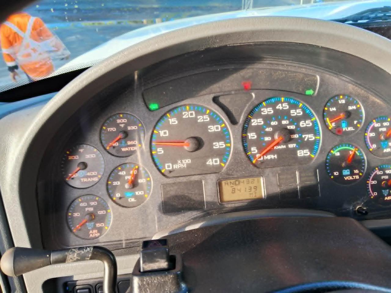 2006 International 7400 6x4 SF625 10 Wheeler Pago Pago 2006 International 7400 6x4 SF625 10 Wheeler Pago Pago