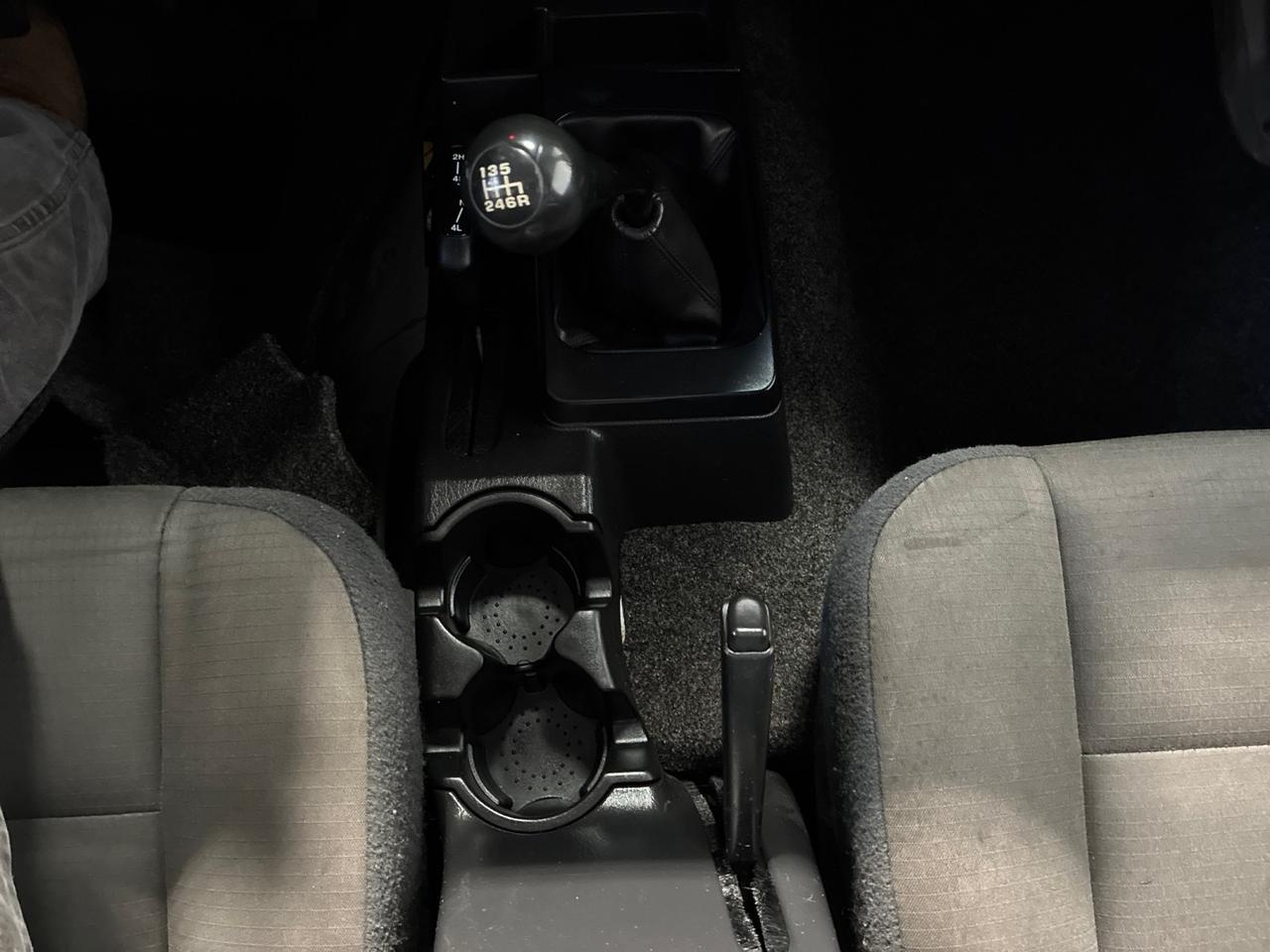 2006 Jeep Wrangler Unlimited LWB, 6-spd Manual, 4in Lift, 33in BFG All-Terrains, Bumpers, Winch, Bikini Top Houston TX 2006 Jeep Wrangler Unlimited LWB, 6-spd Manual, 4in Lift, 33in BFG All-Terrains, Bumpers, Winch, Bikini Top Houston TX