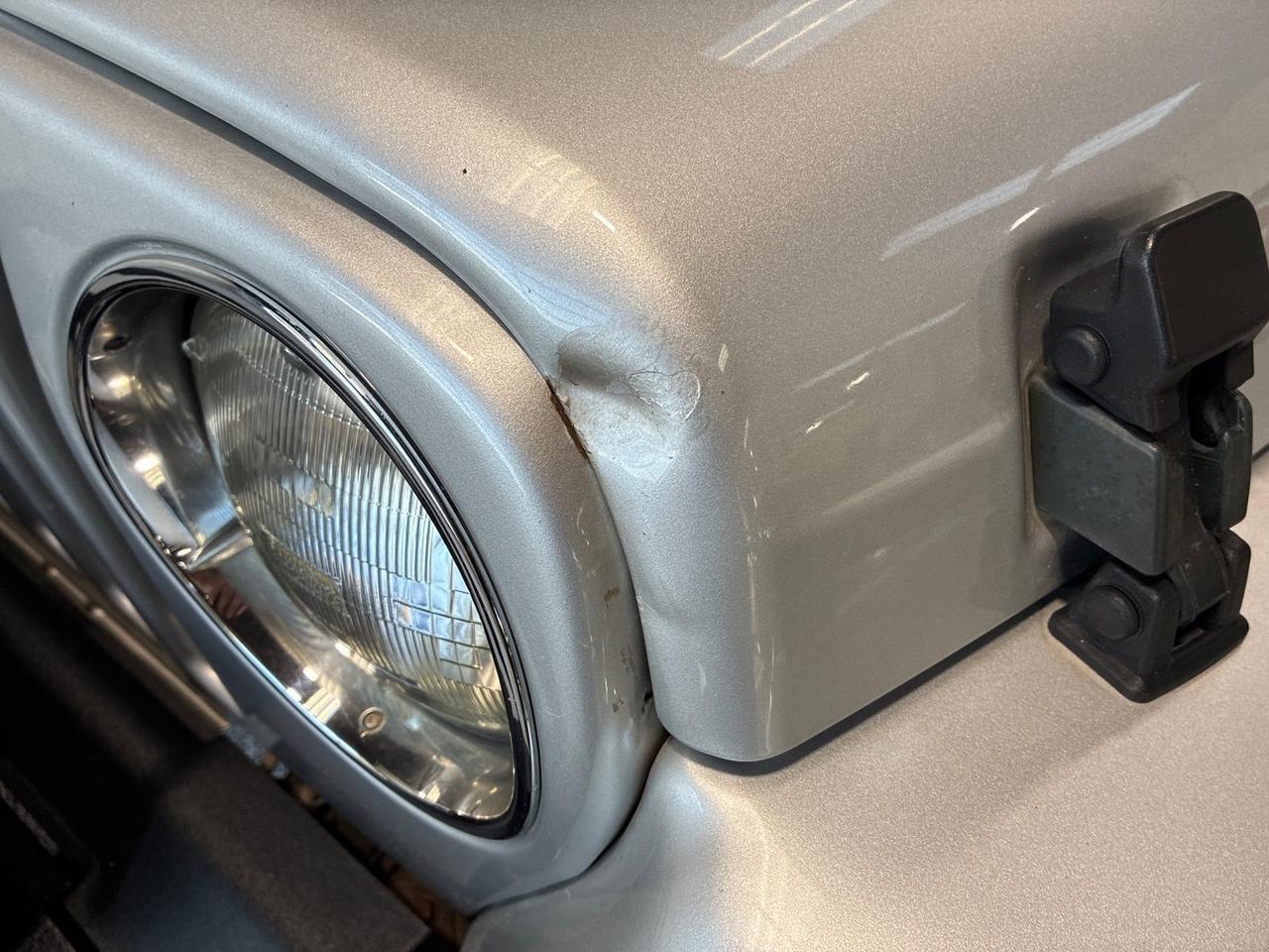 2006 Jeep Wrangler Unlimited LWB, 6-spd Manual, 4in Lift, 33in BFG All-Terrains, Bumpers, Winch, Bikini Top Houston TX 2006 Jeep Wrangler Unlimited LWB, 6-spd Manual, 4in Lift, 33in BFG All-Terrains, Bumpers, Winch, Bikini Top Houston TX