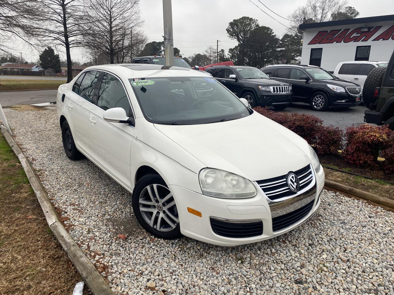 2006 VOLKSWAGEN JETTA WHOLESALE TO THE PUBLIC, MANUAL, LEATHER, AUX/USB PORT, PARKING SENSORS, CLEAN CARFAX! 2006 VOLKSWAGEN JETTA WHOLESALE TO THE PUBLIC, MANUAL, LEATHER, AUX/USB PORT, PARKING SENSORS, CLEAN CARFAX!