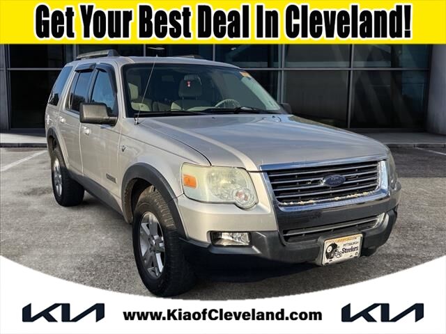 2007 Ford Explorer XLT's photo