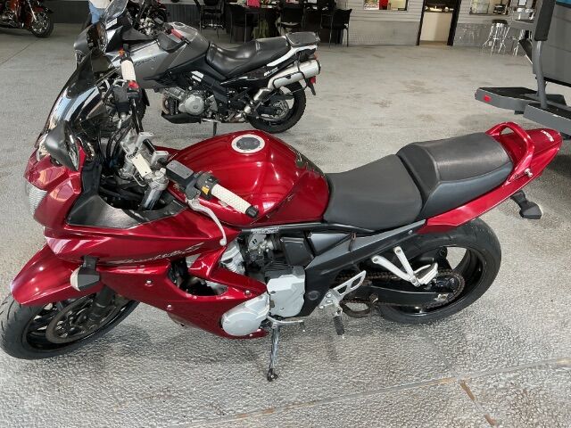2007 Suzuki Bandit 1250S RED