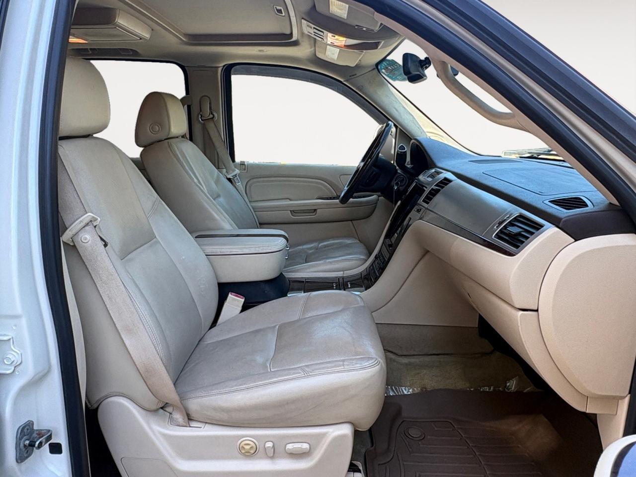 2008 Cadillac Escalade ESV RUNNING BOARDS, SUNROOF, REAR DVD ENTERTAINMENT, POWER 3RD ROW SEATING, APPLE CARPLAY/ANROID AUTO, GOOGLE APPS, HEATED & VENTILATED SEATS, LANE KEEP ASSIST, BLIND APOT ALERT, POWER LIFTGATE, HEATED REAR SEATS, LOW MILES, CLEAN CARFAX, STAY LUXURIOUS Virginia Beach VA 2008 Cadillac Escalade ESV RUNNING BOARDS, SUNROOF, REAR DVD ENTERTAINMENT, POWER 3RD ROW SEATING, APPLE CARPLAY/ANROID AUTO, GOOGLE APPS, HEATED & VENTILATED SEATS, LANE KEEP ASSIST, BLIND APOT ALERT, POWER LIFTGATE, HEATED REAR SEATS, LOW MILES, CLEAN CARFAX, STAY LUXURIOUS Virginia Beach VA