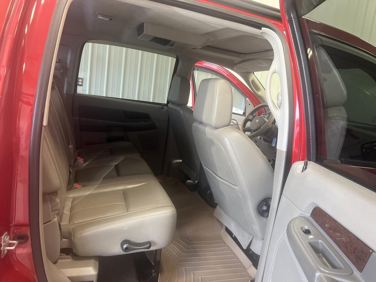 DODGERAM 3500 MEGA CAB 4X423