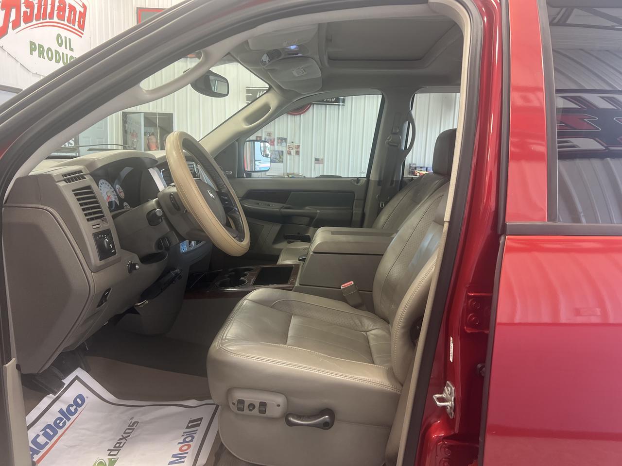 DODGERAM 3500 MEGA CAB 4X421
