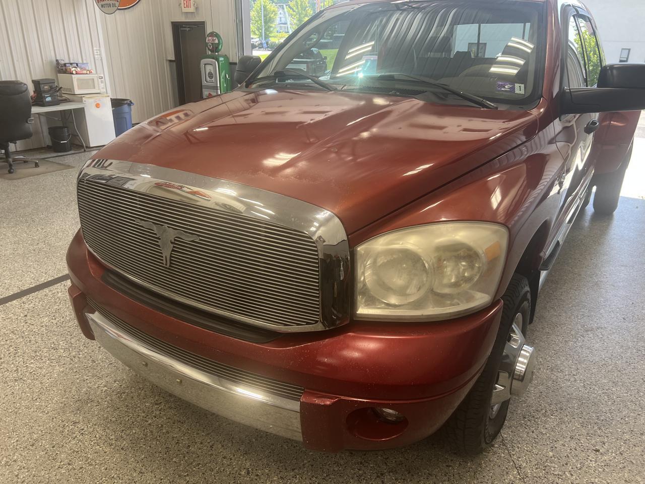 DODGERAM 3500 MEGA CAB 4X44