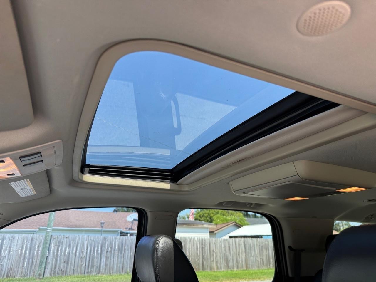 2008 GMC Yukon SLT w/4SA, DVD ENTERTAINMENT BOSE SPEAKERS, 3RD ROW, BLUETOOTH, RUNNING BOARDS, TOW PACKAGE, POWER LIFTGATE BACKUP CAMERA, POWER MIRRORS, SUNROOF, ALL WEATHER FLOOR MATS, MAKE IT YOURS TODAY! Norfolk VA 2008 GMC Yukon SLT w/4SA, DVD ENTERTAINMENT BOSE SPEAKERS, 3RD ROW, BLUETOOTH, RUNNING BOARDS, TOW PACKAGE, POWER LIFTGATE BACKUP CAMERA, POWER MIRRORS, SUNROOF, ALL WEATHER FLOOR MATS, MAKE IT YOURS TODAY! Norfolk VA