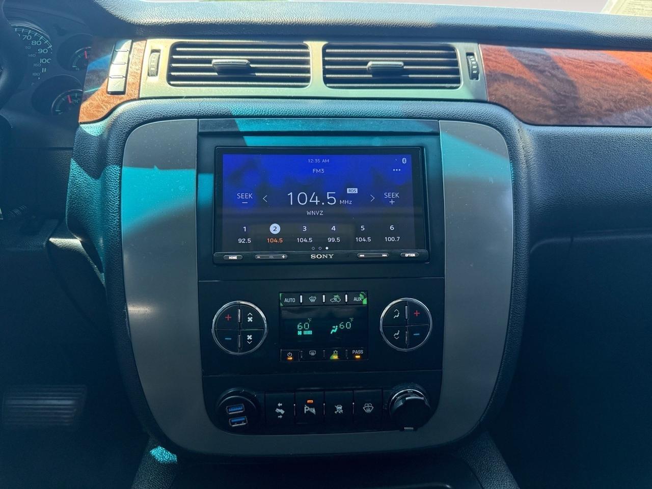 2008 GMC Yukon SLT w/4SA, DVD ENTERTAINMENT BOSE SPEAKERS, 3RD ROW, BLUETOOTH, RUNNING BOARDS, TOW PACKAGE, POWER LIFTGATE BACKUP CAMERA, POWER MIRRORS, SUNROOF, ALL WEATHER FLOOR MATS, MAKE IT YOURS TODAY! Norfolk VA 2008 GMC Yukon SLT w/4SA, DVD ENTERTAINMENT BOSE SPEAKERS, 3RD ROW, BLUETOOTH, RUNNING BOARDS, TOW PACKAGE, POWER LIFTGATE BACKUP CAMERA, POWER MIRRORS, SUNROOF, ALL WEATHER FLOOR MATS, MAKE IT YOURS TODAY! Norfolk VA