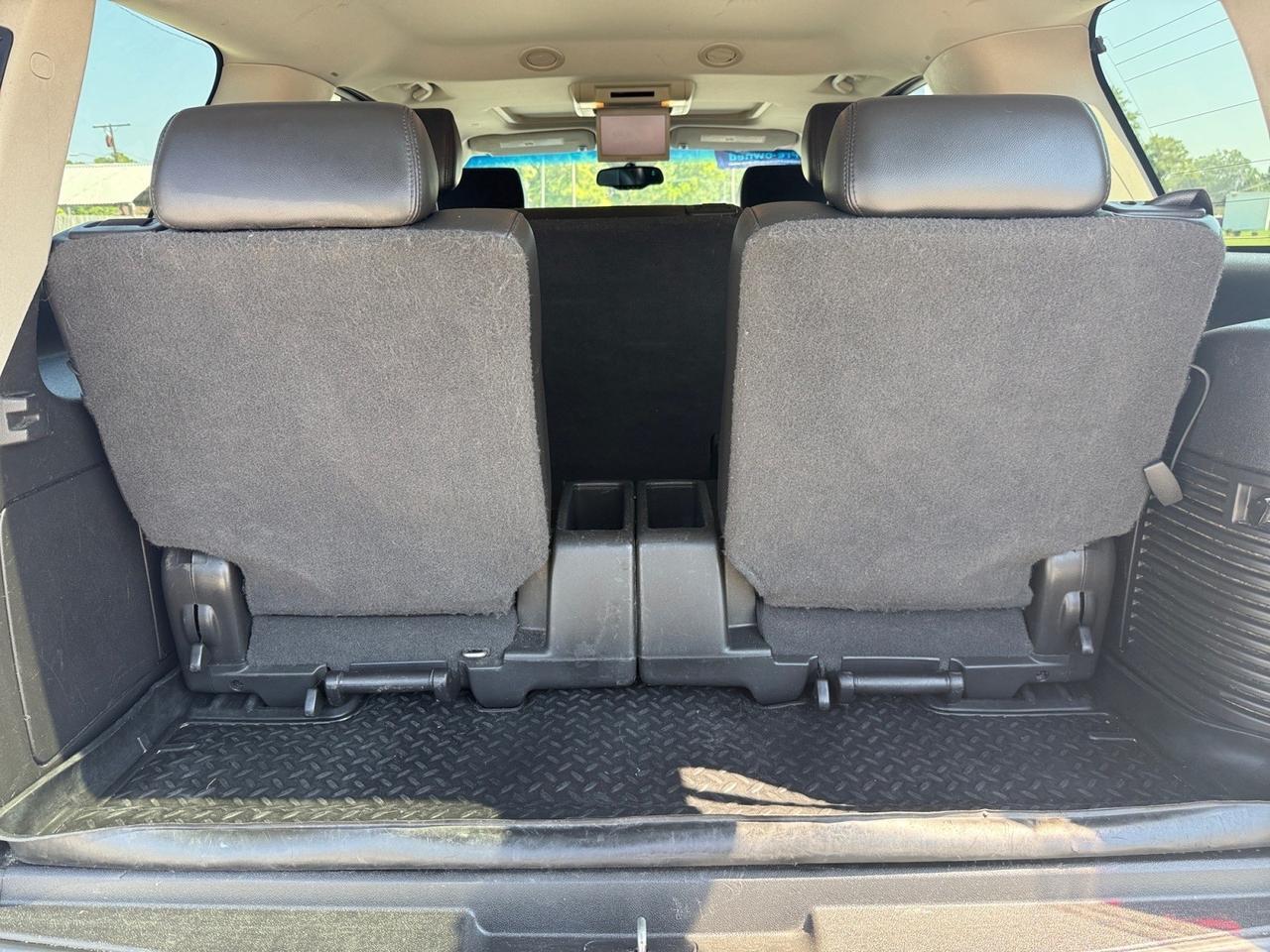 2008 GMC Yukon SLT w/4SA, DVD ENTERTAINMENT BOSE SPEAKERS, 3RD ROW, BLUETOOTH, RUNNING BOARDS, TOW PACKAGE, POWER LIFTGATE BACKUP CAMERA, POWER MIRRORS, SUNROOF, ALL WEATHER FLOOR MATS, MAKE IT YOURS TODAY! Norfolk VA 2008 GMC Yukon SLT w/4SA, DVD ENTERTAINMENT BOSE SPEAKERS, 3RD ROW, BLUETOOTH, RUNNING BOARDS, TOW PACKAGE, POWER LIFTGATE BACKUP CAMERA, POWER MIRRORS, SUNROOF, ALL WEATHER FLOOR MATS, MAKE IT YOURS TODAY! Norfolk VA