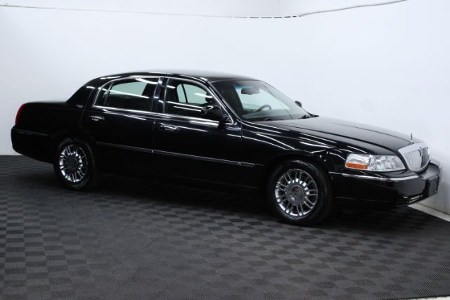 2008 Lincoln Town Car