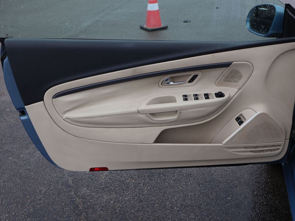 2008 Volkswagen Eos Komfort Edition