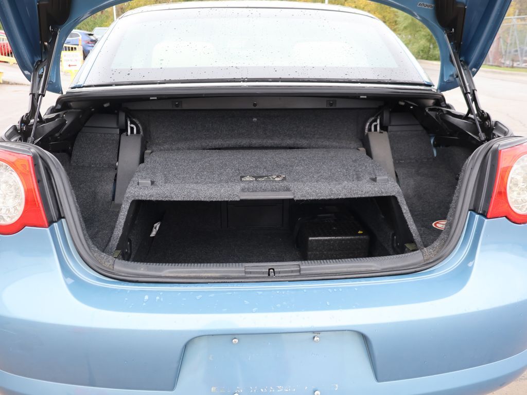 2008 Volkswagen Eos Komfort Edition