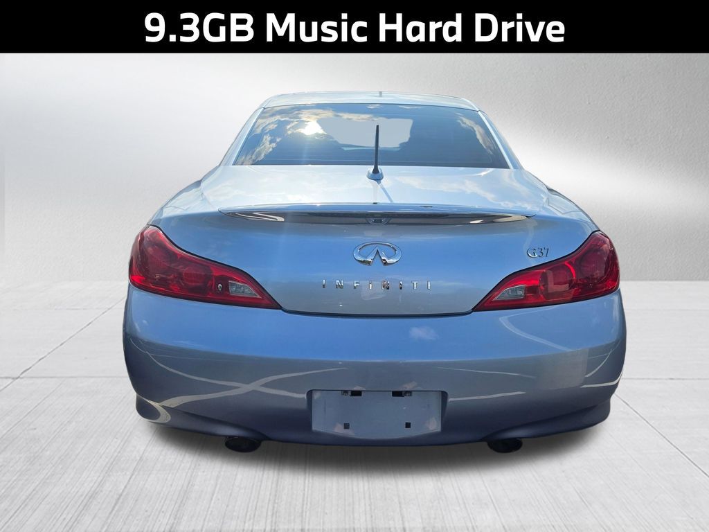 2009 INFINITI G37 Base