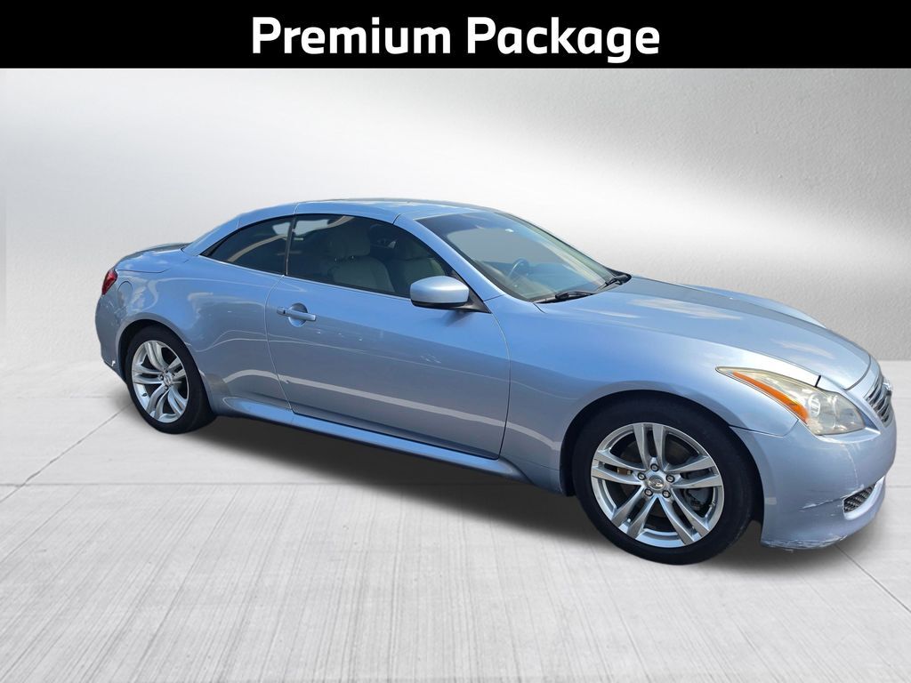 2009 INFINITI G37 Base