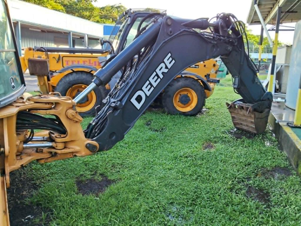 2009 John Deere 410J Series Pago Pago 2009 John Deere 410J Series Pago Pago