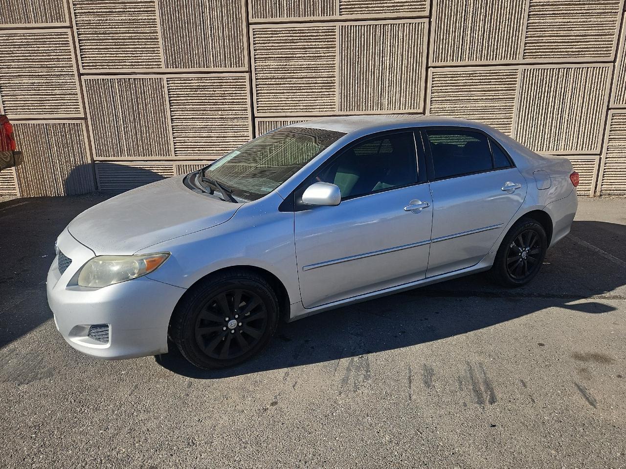 2009 Toyota Corolla XLE's photo