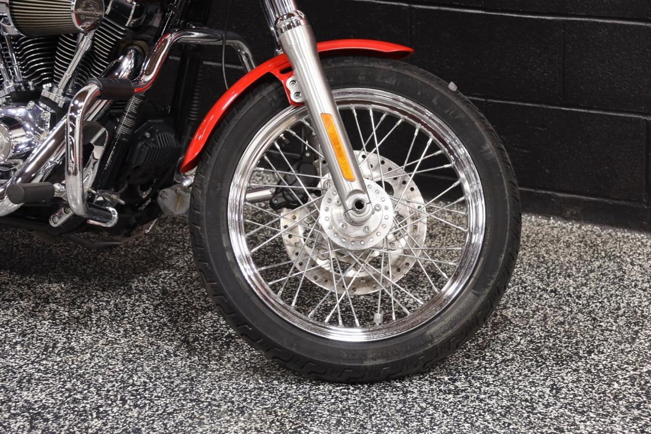 2010 Harley-Davidson Dyna Super Glide Custom Motorcycle 2010 Harley-Davidson Dyna Super Glide Custom Motorcycle