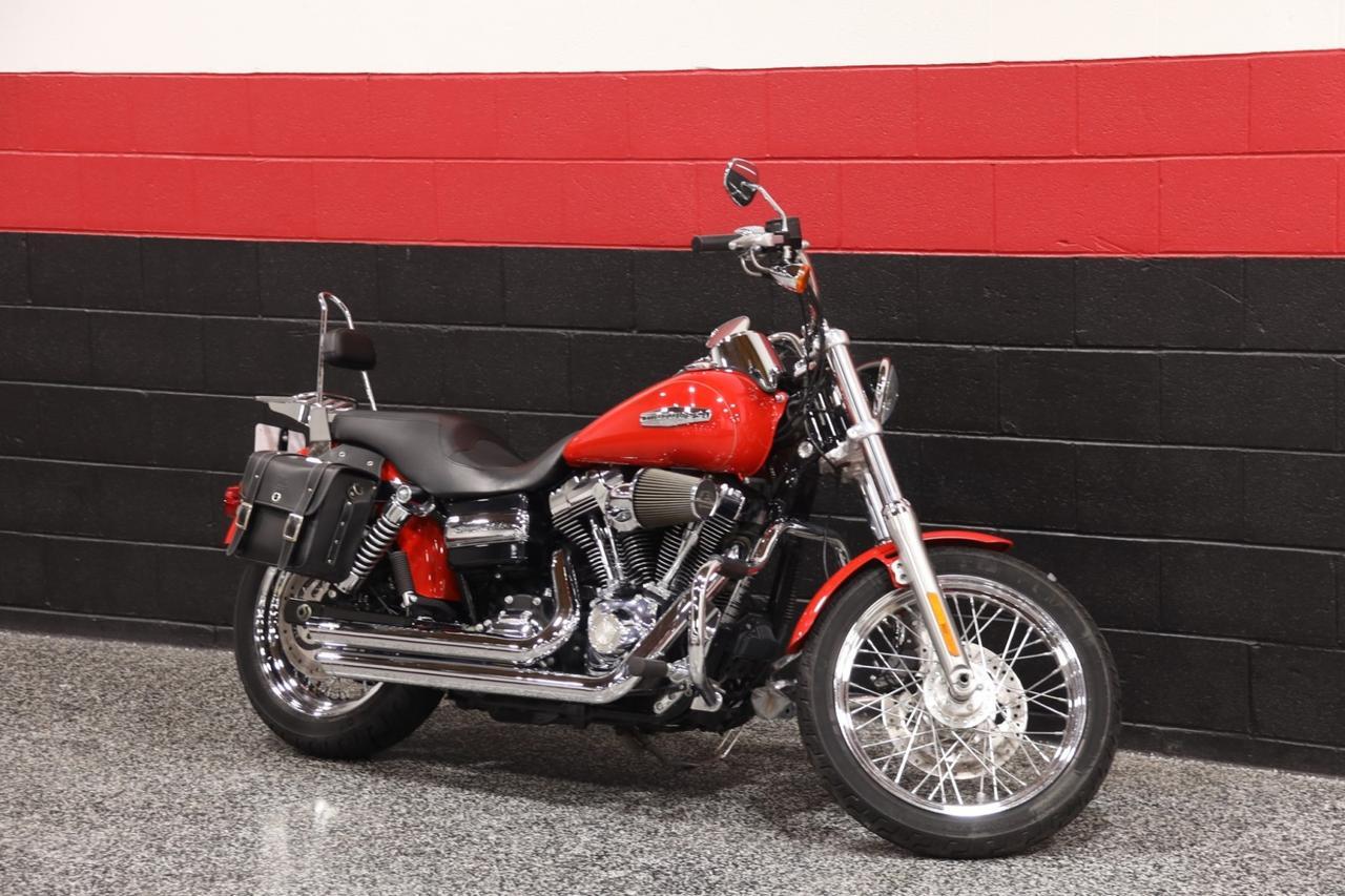 2010 Harley-Davidson Dyna Super Glide Custom Motorcycle 2010 Harley-Davidson Dyna Super Glide Custom Motorcycle