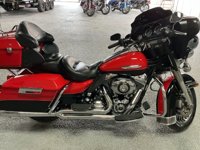 2010 Harley-Davidson Electra Glide Ultra Limited RED Lubbock TX