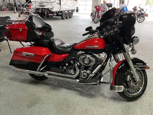 2010 Harley-Davidson Electra Glide Ultra Limited RED