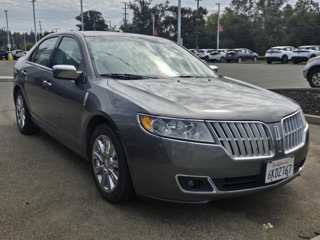 2010 Lincoln MKZ Base 2010 Lincoln MKZ Base